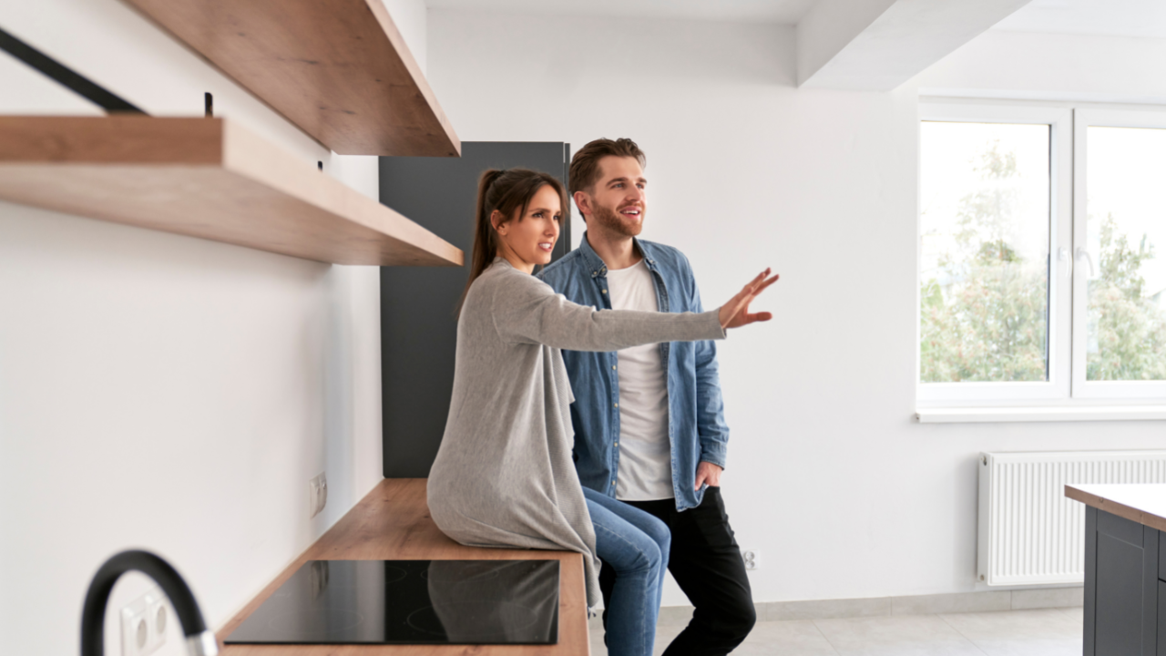 Sąd Najwyższy orzekł, że najemca może zachować starą umowę najmu, jeśli przekaże prawo do korzystania z nieruchomości członkowi swojej rodziny.