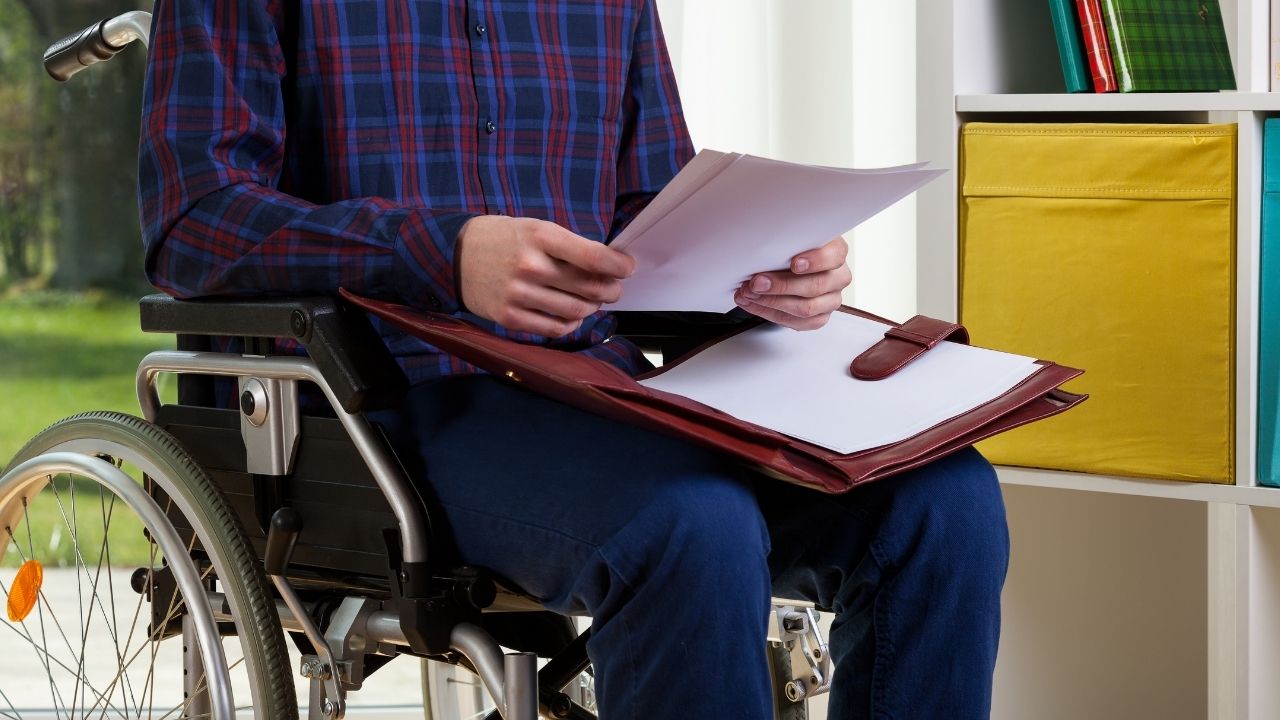 Nowe jednolite świadectwo niepełnosprawności w 2026 r.: zmiany w CUD, kiedy należy je przedłużyć i jakie wymagania należy spełnić.