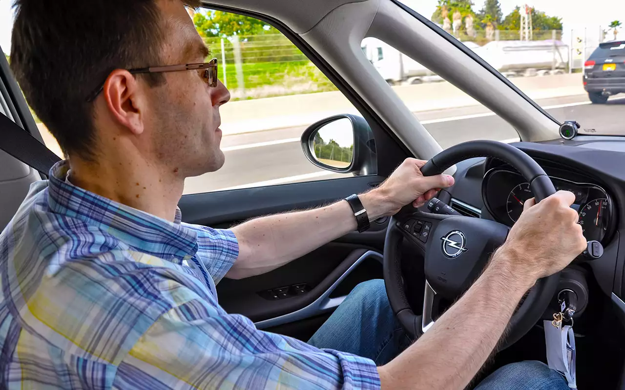 Oficjalni kierowcy, którzy nie wykonają tej ważnej procedury w ciągu 15 dni, będą podlegać indywidualnym karom.