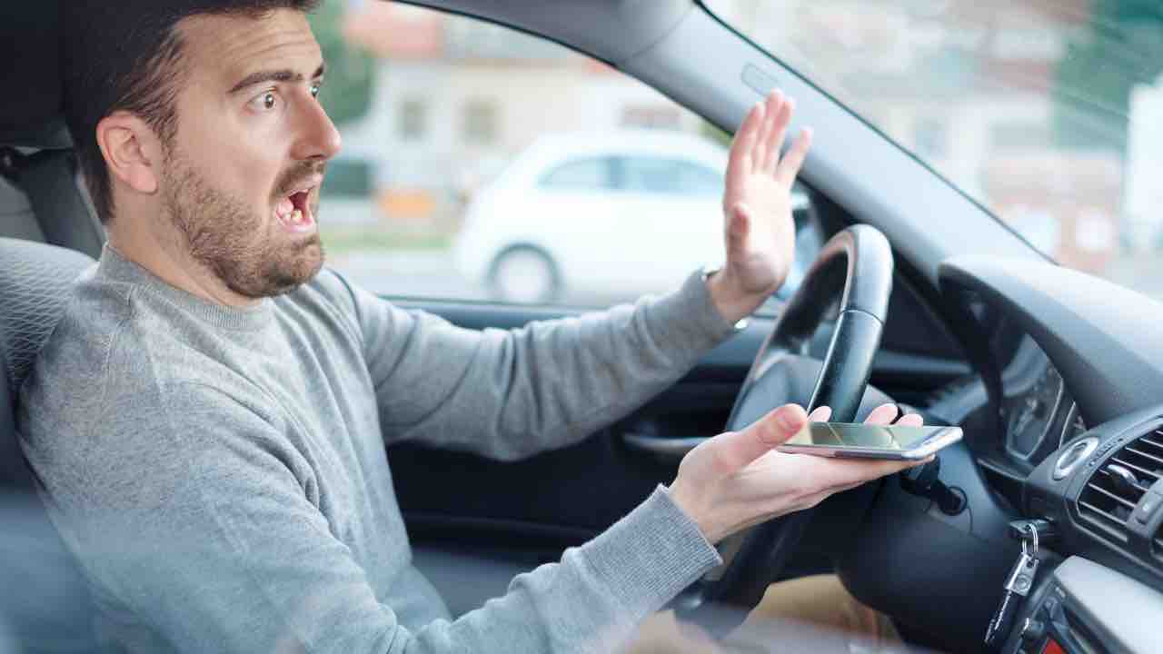 Sąd Najwyższy wydał przełomowe orzeczenie na korzyść kierowców i ograniczył nadmierne kary za naruszenie przepisów ruchu drogowego: teraz kierowcy mogą się bronić.