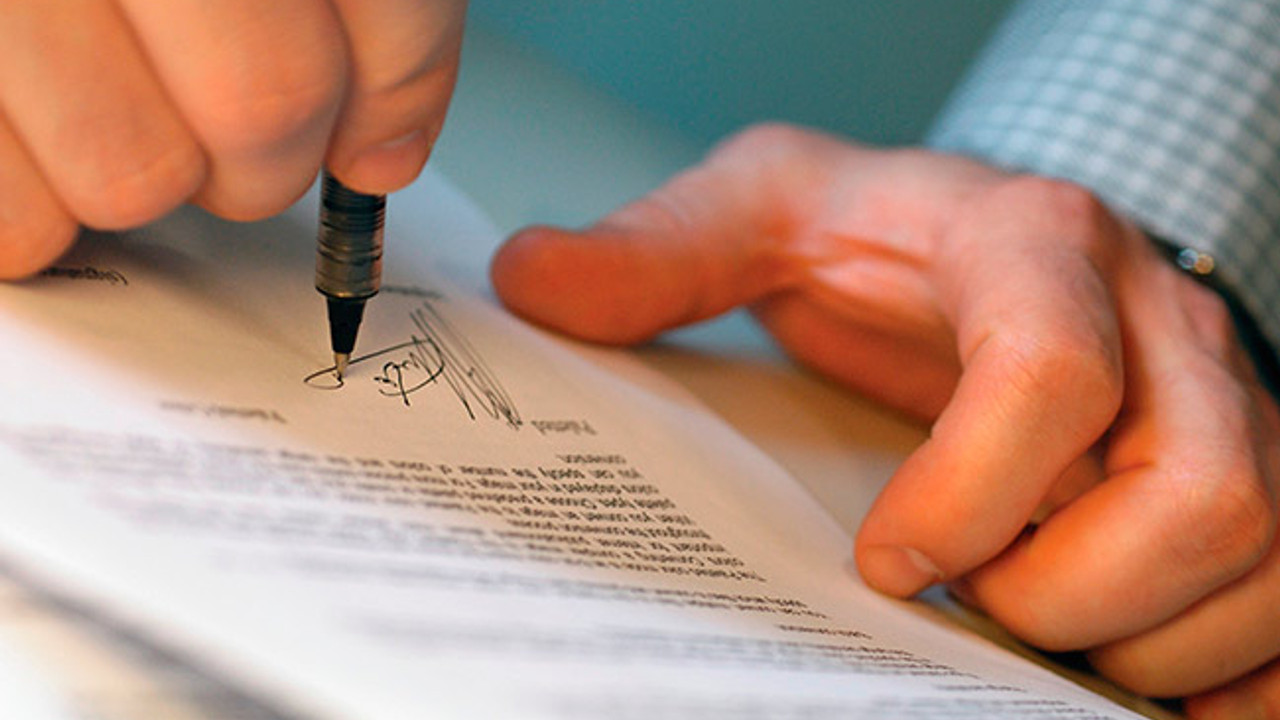 Prawo spadkowe uległo zmianie i od tej pory spadek z testamentu nie może być wykorzystany przez pięć lat: których członków rodziny dotyczy to ograniczenie?