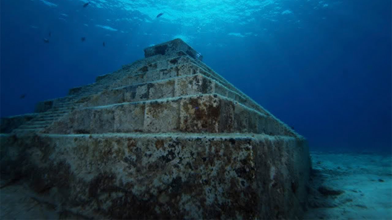 Archeolodzy nie mogą uwierzyć własnym oczom: odkryli megastrukturę na głębokości 1000 metrów pod egipskimi piramidami.