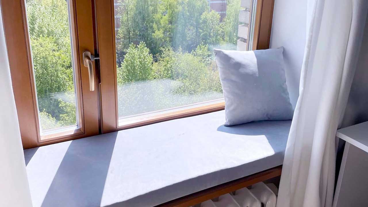 Pocieranie parapetów cytryną: co to jest i dlaczego jest zalecane.