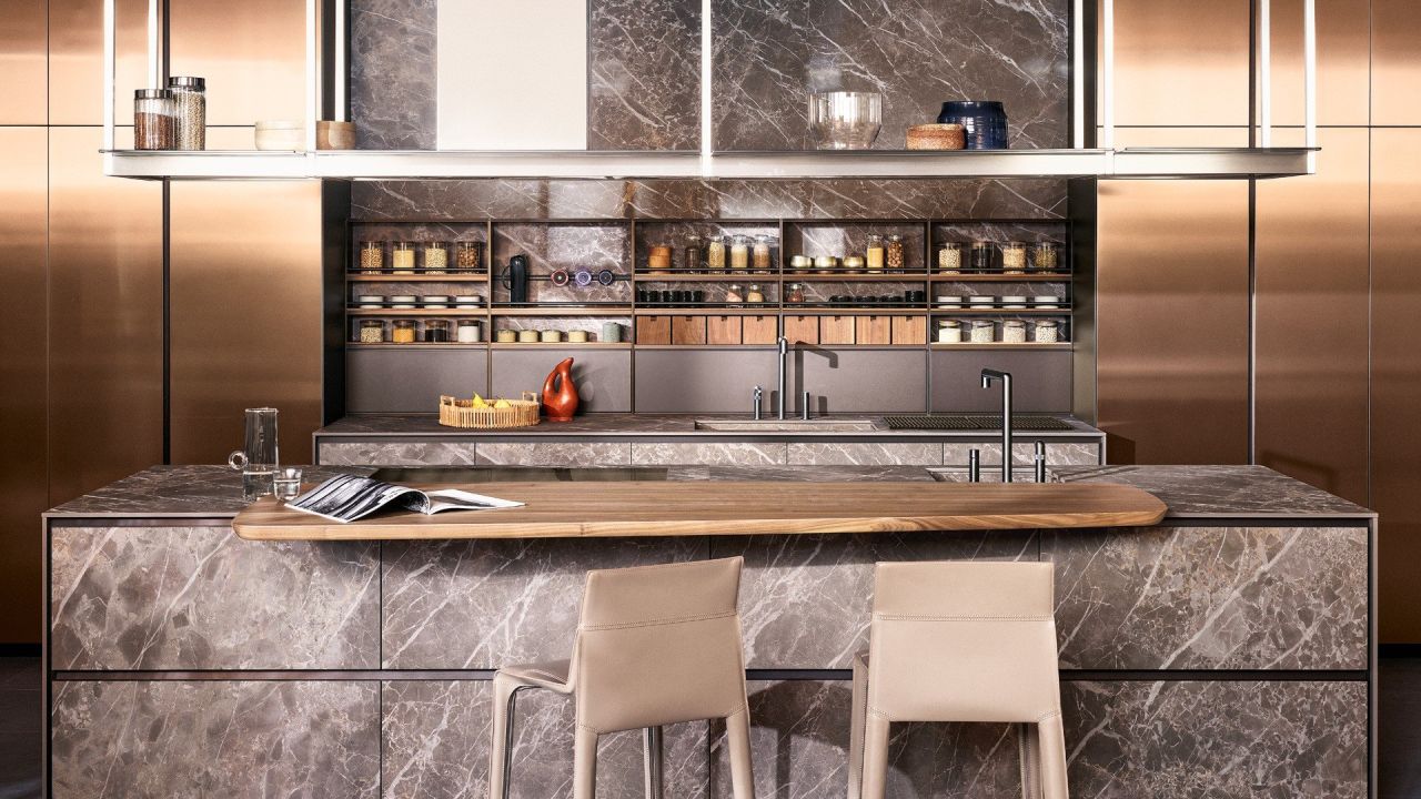 Pożegnaj się z urządzeniami AGD na blacie kuchennym: 3 nowe elementy wyposażenia, które optymalizują przestrzeń i są obecnie modne.